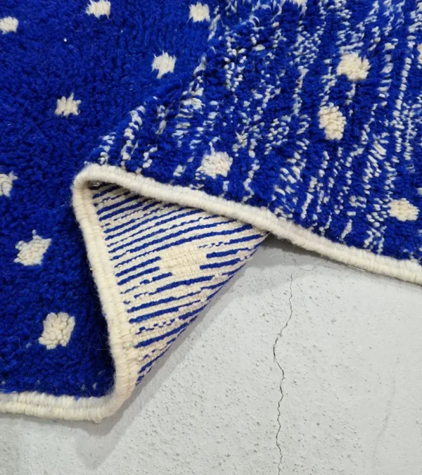 Detailed View of Aura Dotted Plush Wool Rug