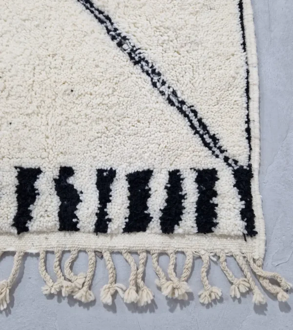 Detailed View of Ivory Hand-knotted Beni Ourain Moroccan wool rug with a Black diamond lattice pattern