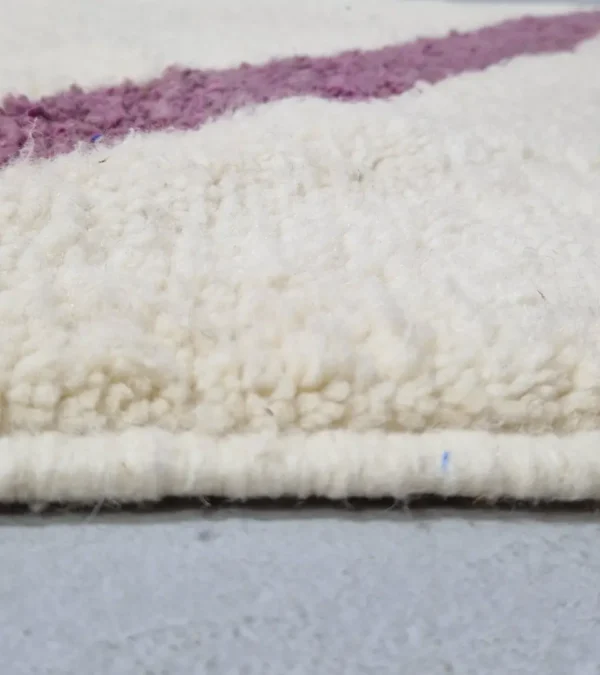 Zoomed In View of Detailed View of Zaria Curve Abstract Wool Rug