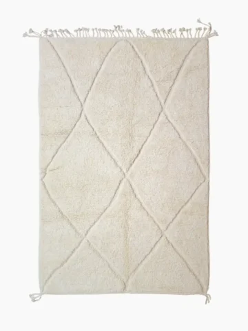 Top View of Elara handmade Beni Mrirt wool rug with a Moroccan ivory diamond design