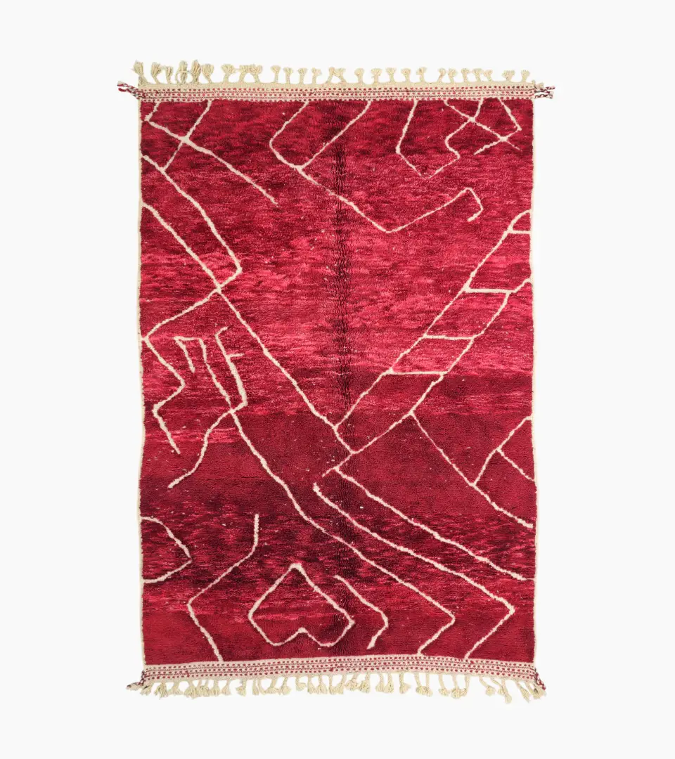Top View of Lina handmade Beni Mrirt wool rug with an abstract lined design in red and ivory