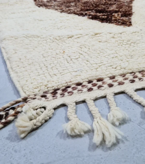 Detailed View of Orin handmade Beni Mrirt wool runner with an abstract diamond design in brown, green, and ivory