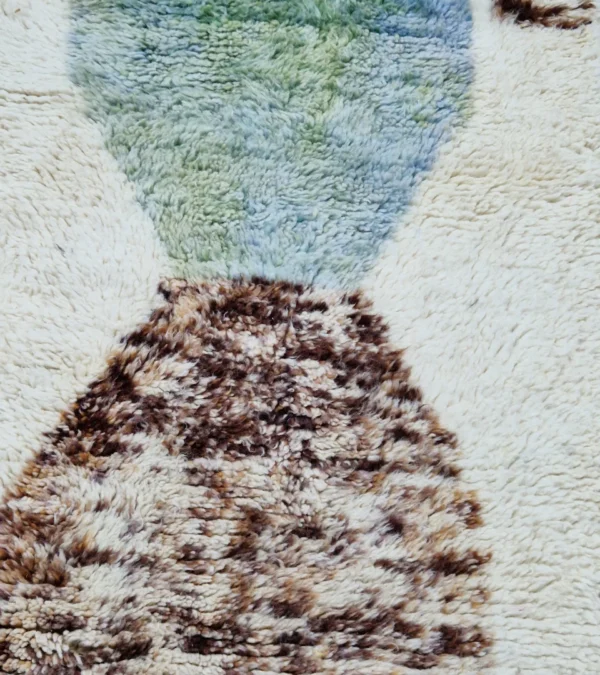 Detailed View of Orin handmade Beni Mrirt wool runner with an abstract diamond design in brown, green, and ivory
