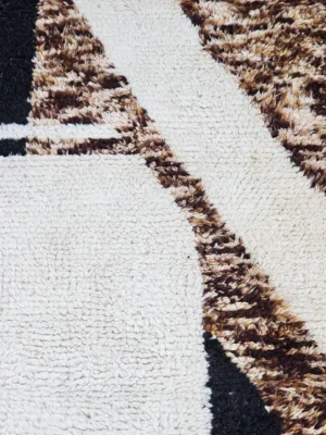 Detailed View of Zyrah handmade Beni Mrirt wool runner with a textured brown geometric design in black and ivory