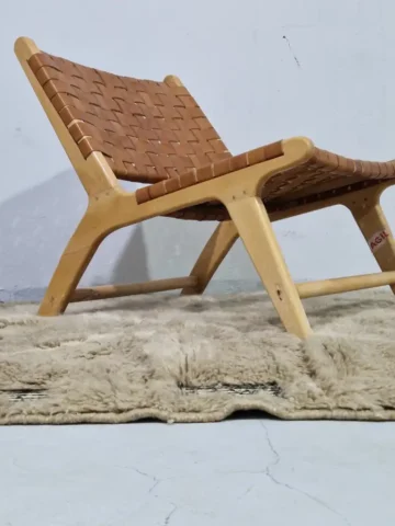 Neutral modern Moroccan wool rug greige ivory geometric