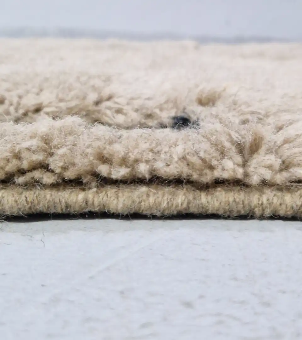 Plush medium pile Beni Mrirt Moroccan rug 5x7