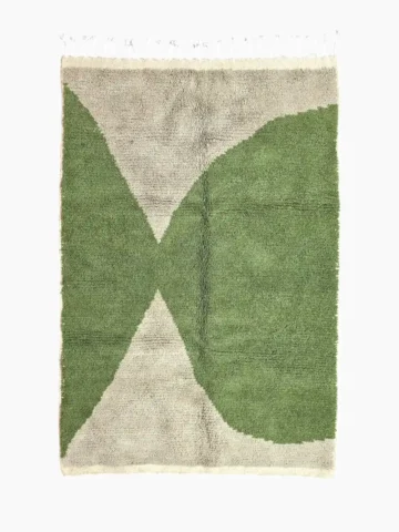 Hand knotted wool rug 5x7 in green and beige