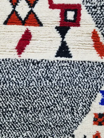 Modern graphic Moroccan wool runner rug 3x9 ft