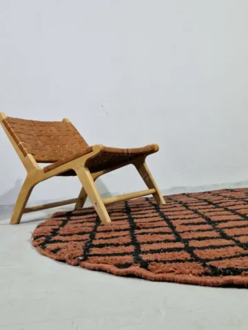 Graphic Moroccan wool round rug for modern interiors